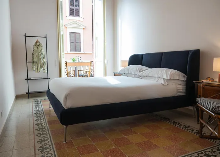 Trasteverehome - Historic Noble Palace In Trastevere With Balcony Appartement