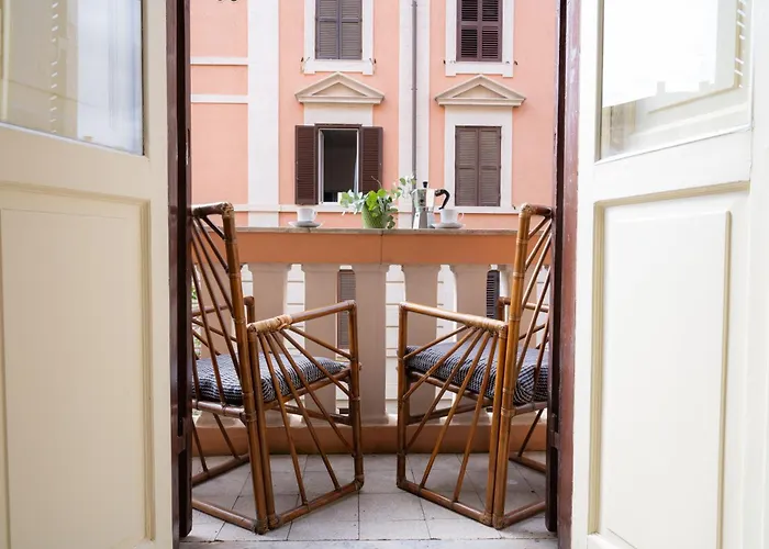Appartement Trasteverehome - Historic Noble Palace In Trastevere With Balcony Rome