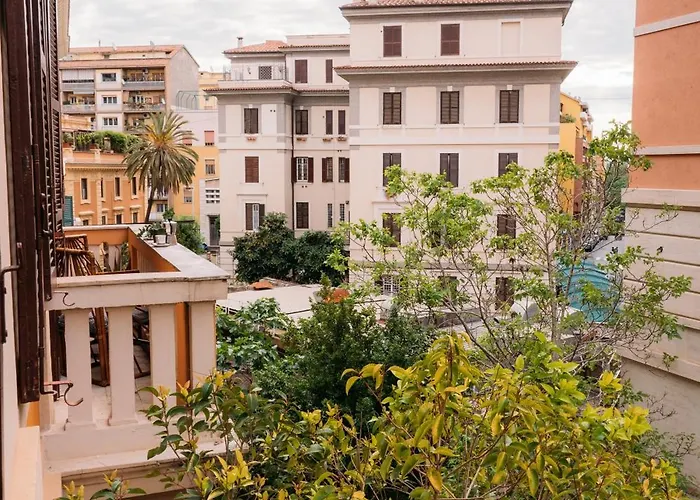 Trasteverehome - Historic Noble Palace In Trastevere With Balcony Appartement *
