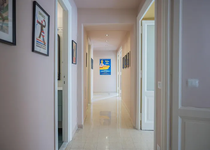 Trasteverehome - Historic Noble Palace In Trastevere With Balcony Appartement
