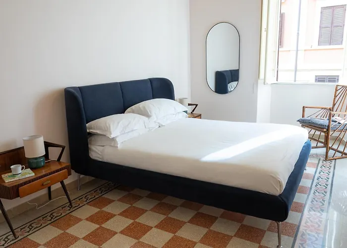 Trasteverehome - Historic Noble Palace In Trastevere With Balcony